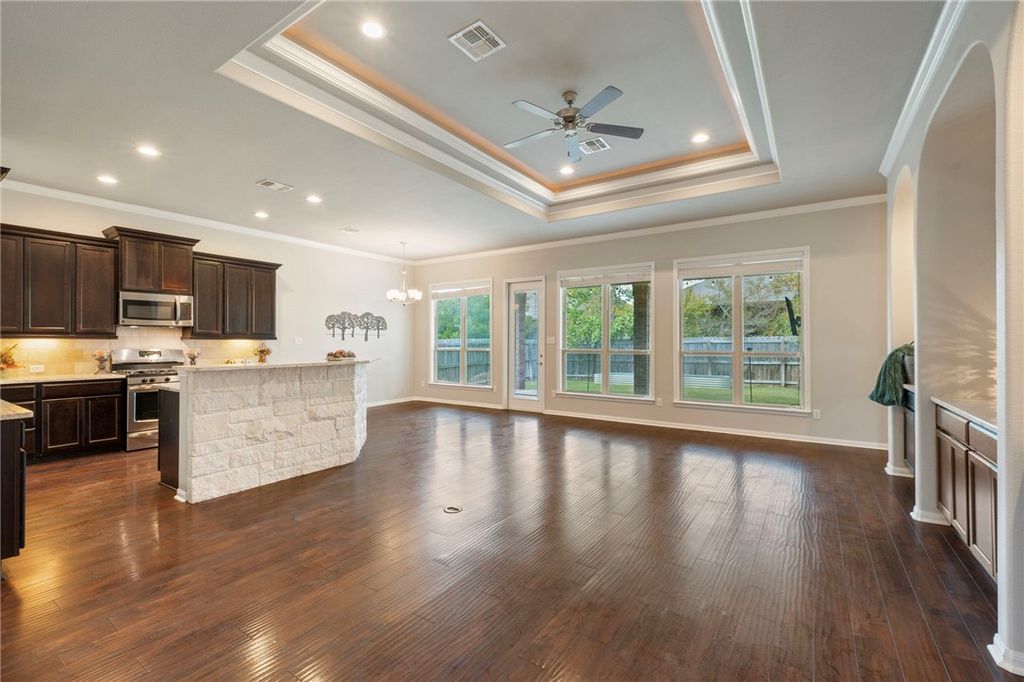 2502 Kinnersley Lane, College Station, TX 77845