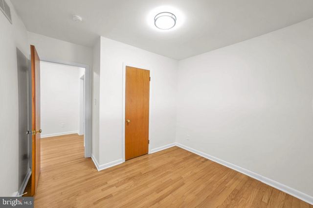 12 GREGG AVE, Newport, DE 19804