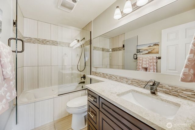 11850 NE 105th Lane, Kirkland, WA 98033