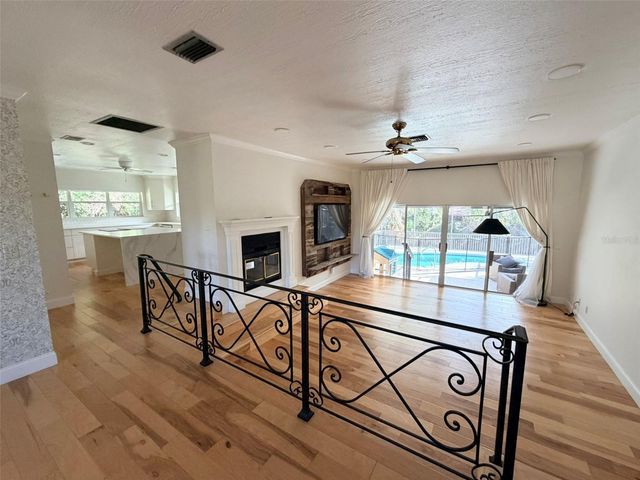 551 LAKE AVENUE, Altamonte Springs, FL 32701