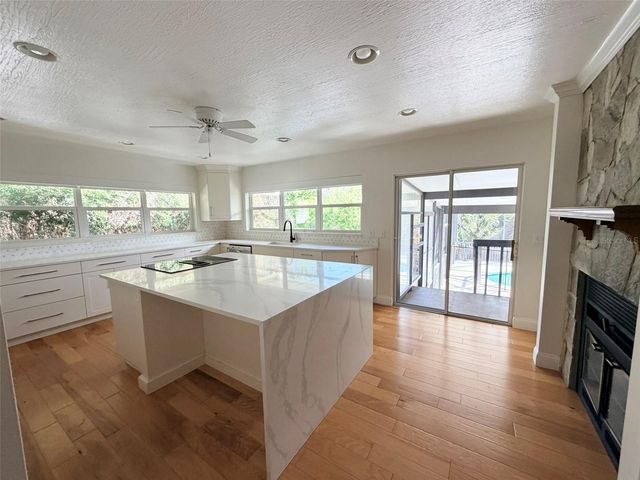 551 LAKE AVENUE, Altamonte Springs, FL 32701