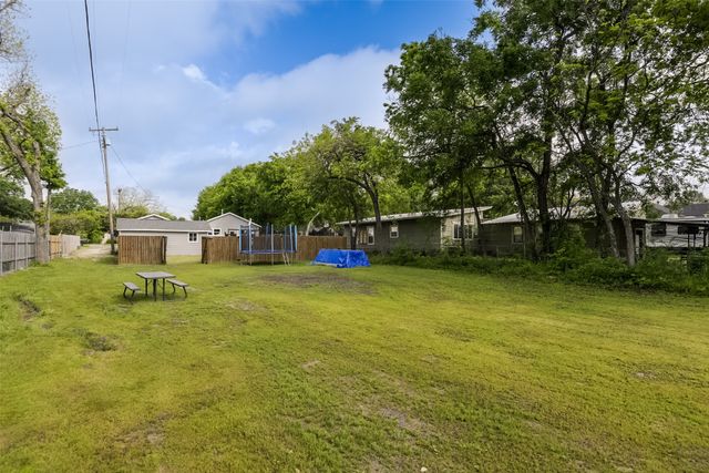 108 Westvue Street, Terrell, TX 75160