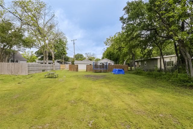 108 Westvue Street, Terrell, TX 75160