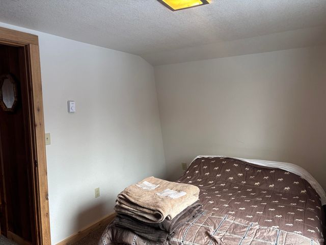 10736 N Cannonball Court, Bessemer, MI 49911