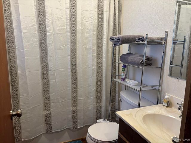 10736 N Cannonball Court, Bessemer, MI 49911