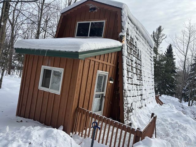 10736 N Cannonball Court, Bessemer, MI 49911