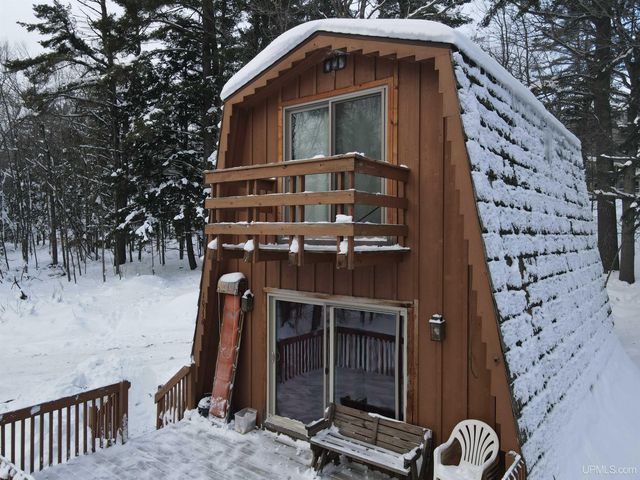 10736 N Cannonball Court, Bessemer, MI 49911