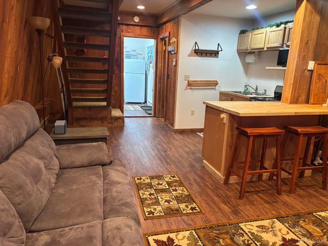 10736 N Cannonball Court, Bessemer, MI 49911