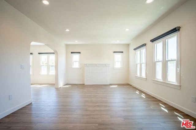 1226 Keniston Avenue, Los Angeles, CA 90019