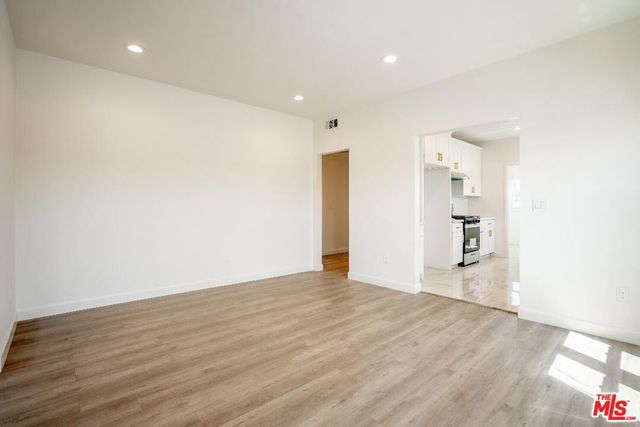 1226 Keniston Avenue, Los Angeles, CA 90019