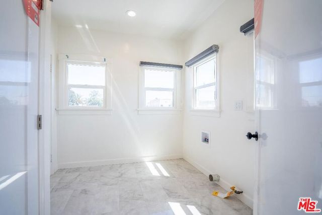 1226 Keniston Avenue, Los Angeles, CA 90019