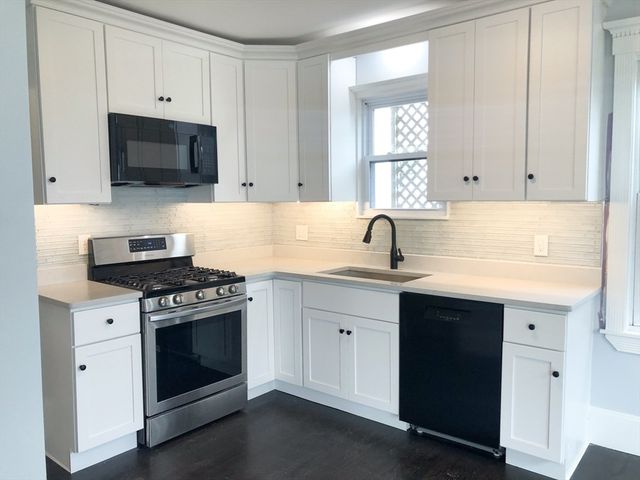 156 Homes Ave 2, Boston, MA 02122