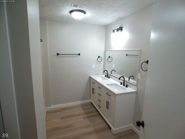 504 E Park Street, Trafalgar, IN 46181