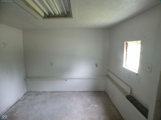 504 E Park Street, Trafalgar, IN 46181