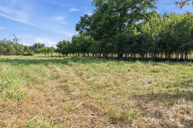 5615 N Farm Market 51, Weatherford, TX 76085