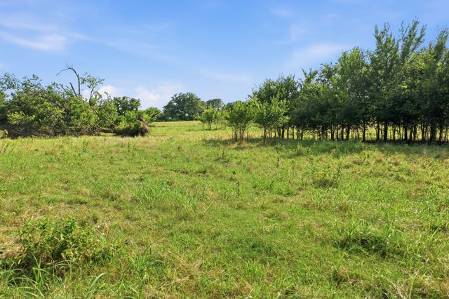 5615 N Farm Market 51, Weatherford, TX 76085
