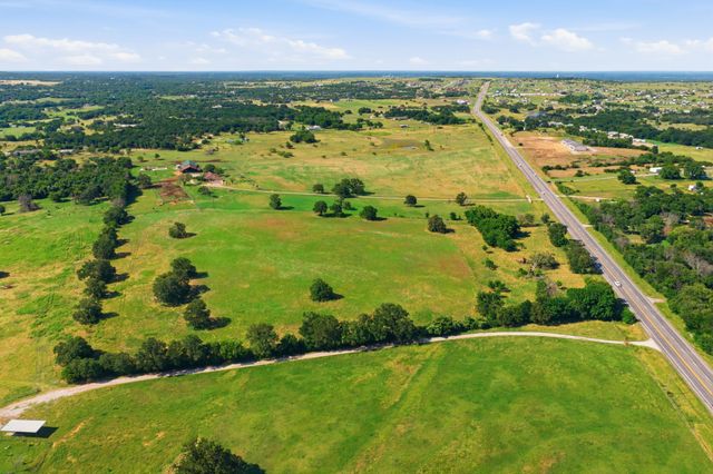 5615 N Farm Market 51, Weatherford, TX 76085