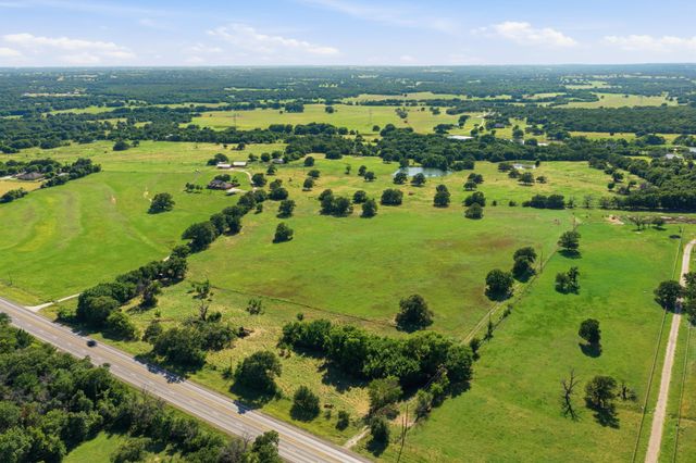 5615 N Farm Market 51, Weatherford, TX 76085