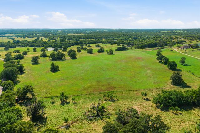 5615 N Farm Market 51, Weatherford, TX 76085