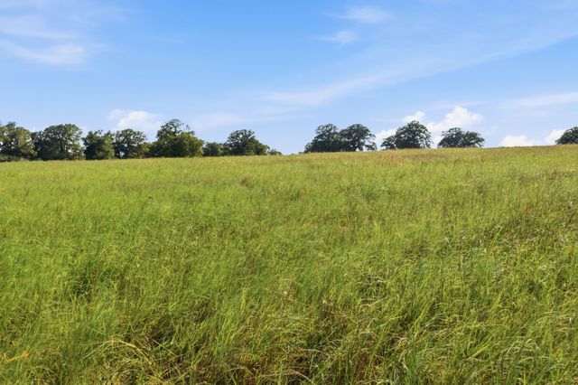 5615 N Farm Market 51, Weatherford, TX 76085
