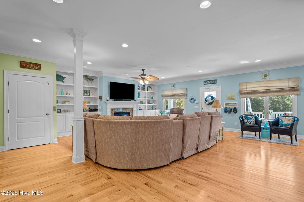 Image 14 of property listing at 110 Camp Wyatt Court, Kure Beach, NC 28449