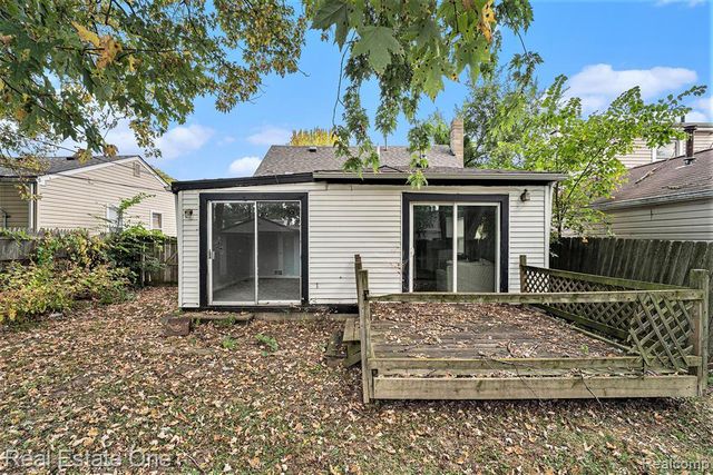 8276 Timken Avenue, Warren, MI 48089