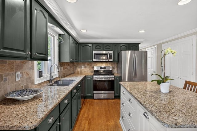 69 Union Street, Yarmouth, MA 02675