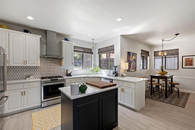 5601 Barker Ridge DR, Austin, TX 78759