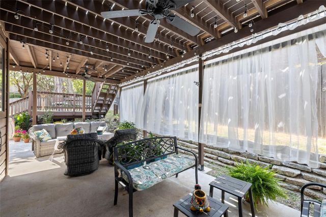 5601 Barker Ridge DR, Austin, TX 78759
