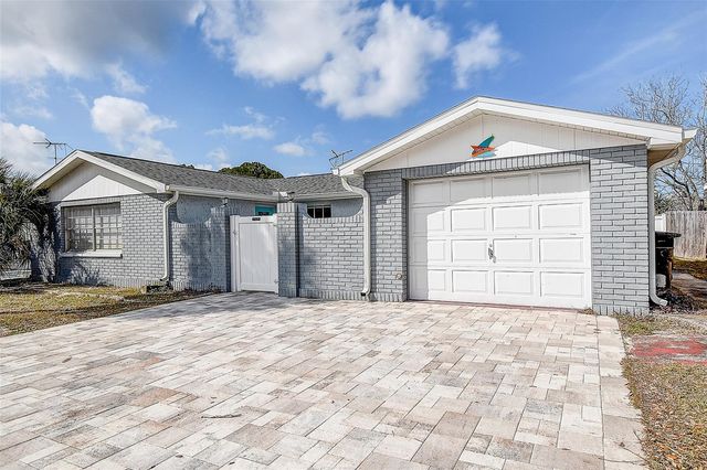 9805 SCENIC DRIVE, Port Richey, FL 34668