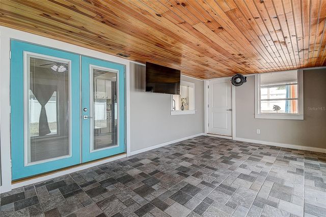 9805 SCENIC DRIVE, Port Richey, FL 34668