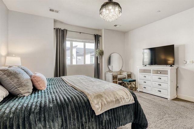 19562 E Sunset Circle, Centennial, CO 80015