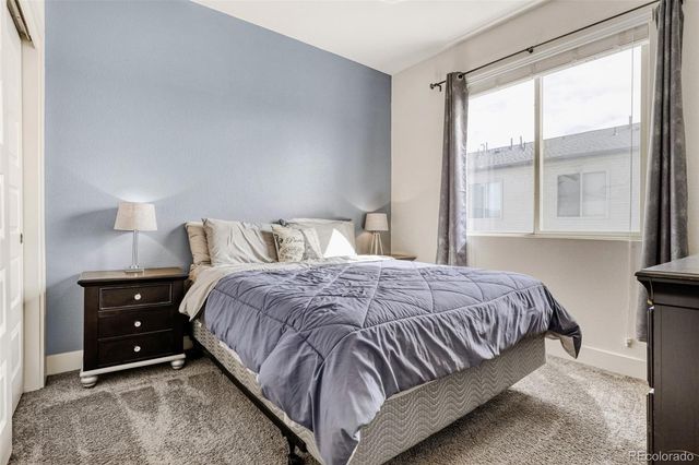 19562 E Sunset Circle, Centennial, CO 80015