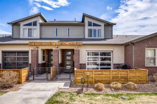 19562 E Sunset Circle, Centennial, CO 80015