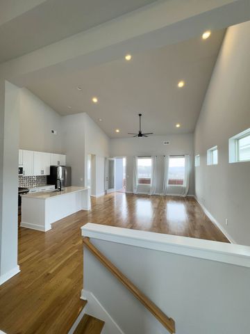 1753 Boxwood Dr, Nashville, TN 37211