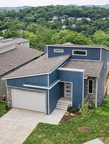 1753 Boxwood Dr, Nashville, TN 37211