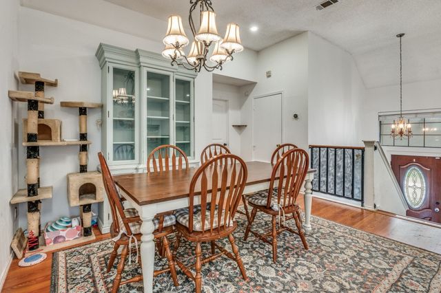 4912 Trinity Cross Court, Dallas, TX 75236