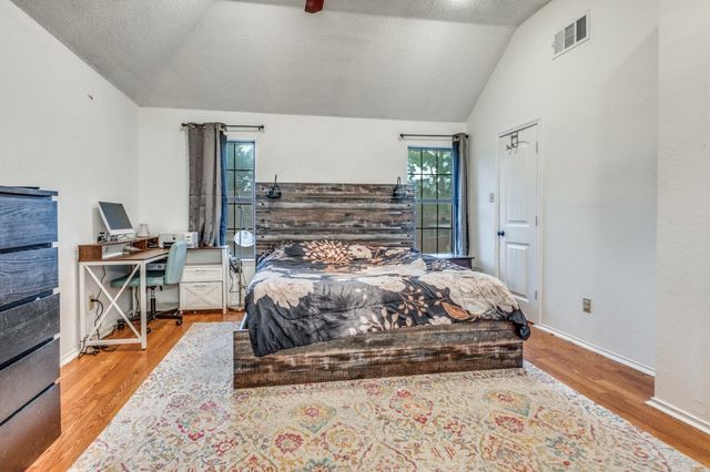 4912 Trinity Cross Court, Dallas, TX 75236