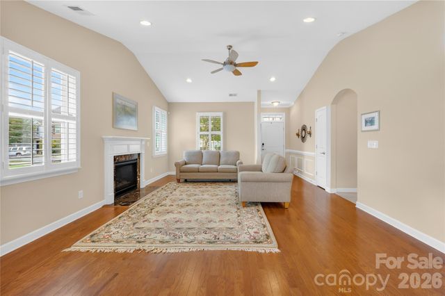 14004 Helen Benson Boulevard, Davidson, NC 28036