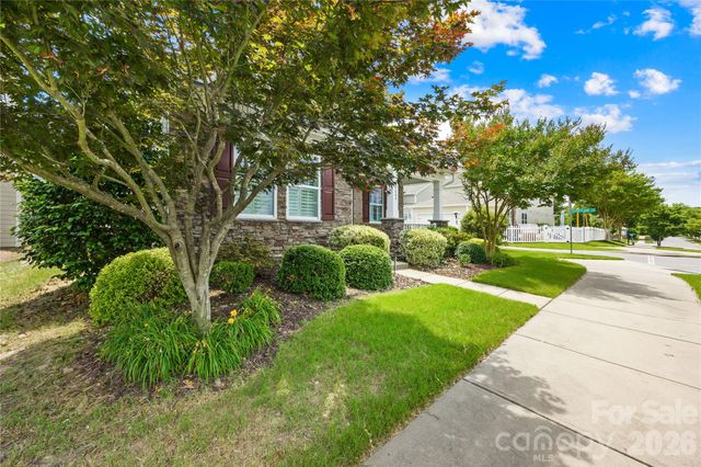 14004 Helen Benson Boulevard, Davidson, NC 28036