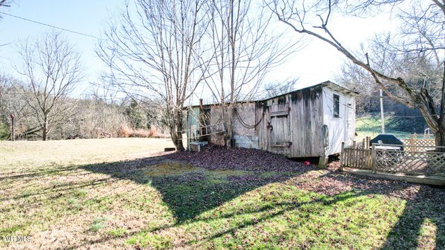 820 Doak Hensley Road Road, Afton, TN 37616