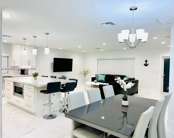218 SE 3rd Pl 0, Dania Beach, FL 33004
