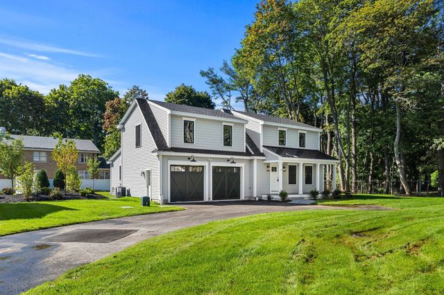 10 Harvey Park, Lynnfield, MA 01940