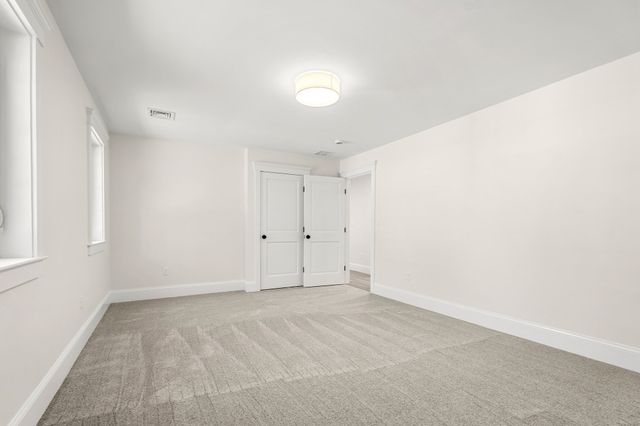 10 Harvey Park, Lynnfield, MA 01940