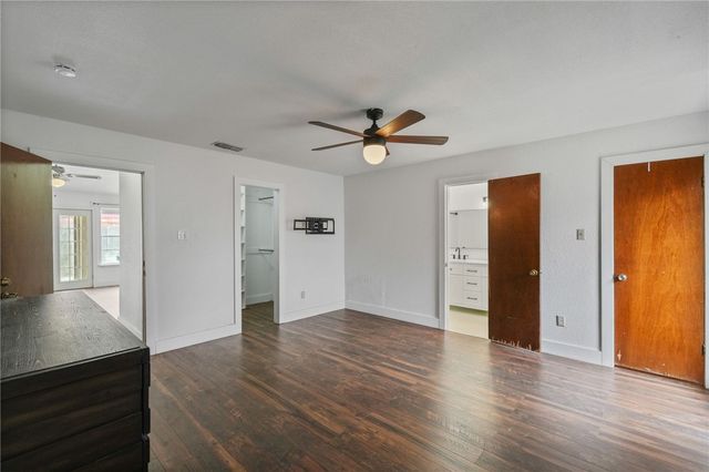 5721 Cresthaven Dr, Corpus Christi, TX 78415