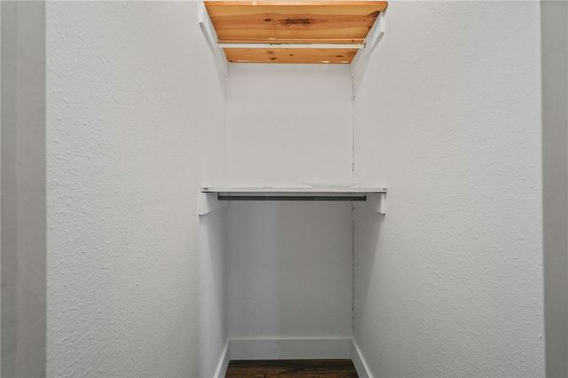 5721 Cresthaven Dr, Corpus Christi, TX 78415