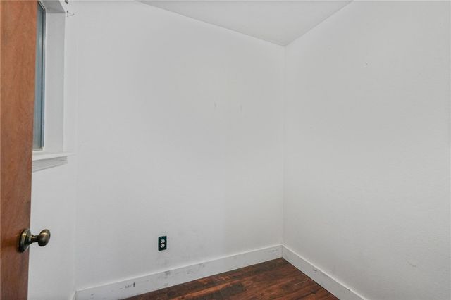 5721 Cresthaven Dr, Corpus Christi, TX 78415