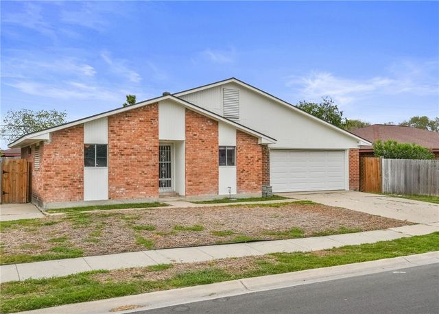 5721 Cresthaven Dr, Corpus Christi, TX 78415