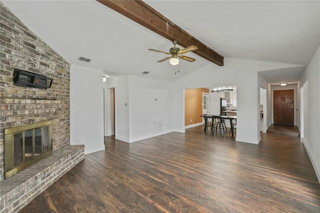 5721 Cresthaven Dr, Corpus Christi, TX 78415