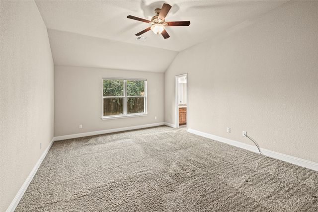417 W 7th Street, Weatherford, TX 76086